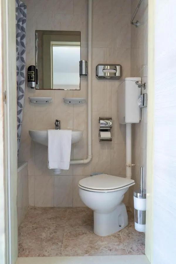 Coral Beach House & Food (Adults Only) Playa de Palma  2*, Playa de Palma (Mallorca)